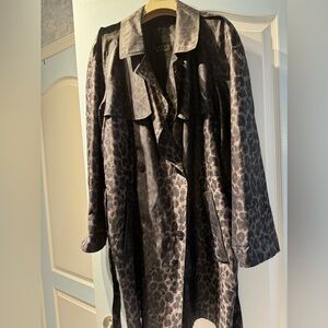 Trench coat midi, size M . Double breasted.
